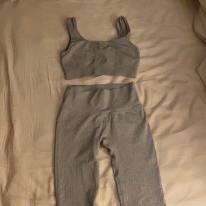 RIBBED GREY WORKOUT SET